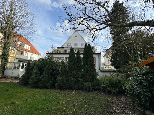 Mehrfamilienhaus zum Kauf 695.000 € 346 m²<br/>Wohnfläche 734 m²<br/>Grundstück Rotenbühl Saarbrücken 66123