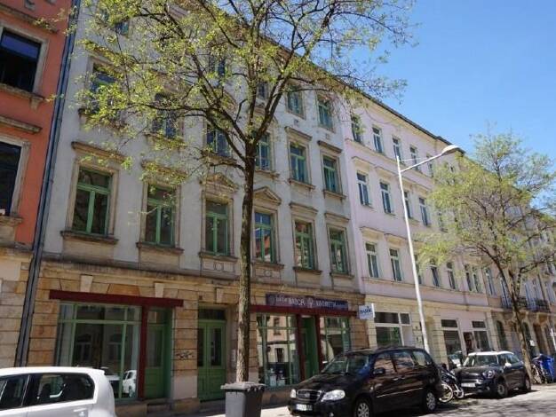 Studio zur Miete 530 € 1 Zimmer 53 m² frei ab 01.07.2026 Zwickauer Straße 164 Plauen Dresden 01187