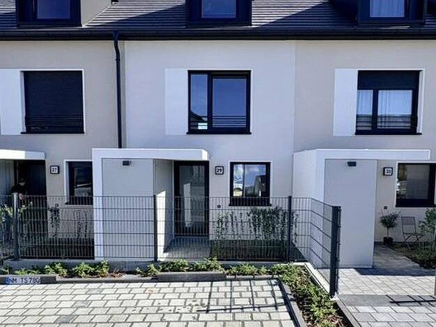 Reihenmittelhaus zur Miete - Erstbezug 1.900 € 5 Zimmer 145 m² 115 m² Grundstück Lilienstraße Stein Stein 90547