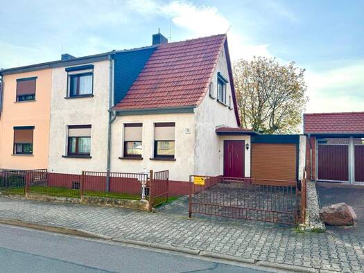 Doppelhaushälfte zum Kauf 128.000 € 6 Zimmer 120 m² 680 m² Grundstück Ballenstedt 06493