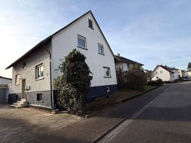 Mehrfamilienhaus zum Kauf provisionsfrei 369.000 € 12 Zimmer 175 m² 544 m² Grundstück Luisenstr. 17 Münzesheim Kraichtal 76703