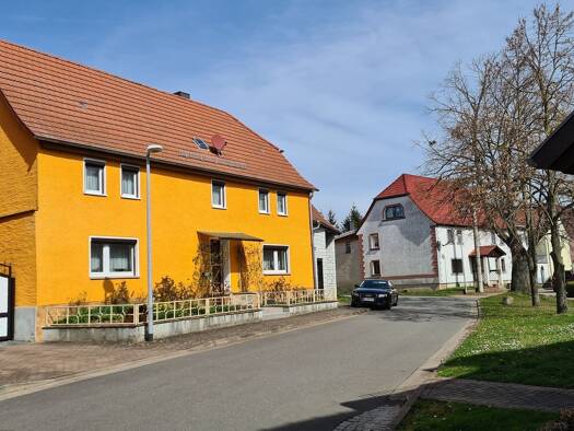 Bauernhaus zum Kauf 199.000 € 8 Zimmer 218 m² 949 m² Grundstück frei ab sofort Großmonra Kölleda 99625