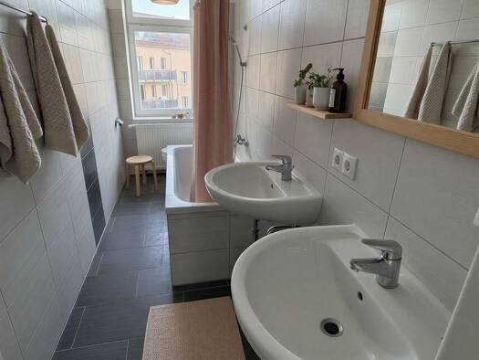 Wohnung zur Miete 850 € 3 Zimmer 71 m² 1. Geschoss frei ab sofort Zentrum-Nord Leipzig 04105