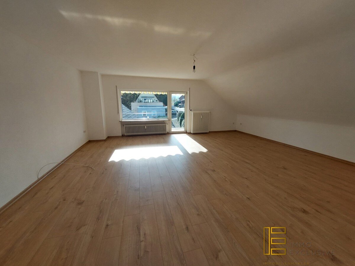 Wohnung zur Miete 850 € 4 Zimmer 120 m²<br/>Wohnfläche 01.12.2024<br/>Verfügbarkeit Zerf 54314