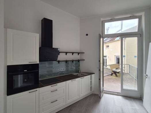 Wohnung zur Miete 2.700 € 4 Zimmer 154 m² frei ab sofort Steintor Ost 28203
