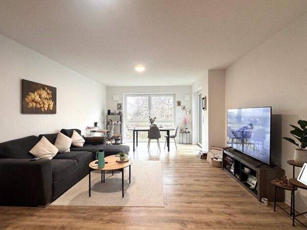 Wohnung zur Miete 900 € 2 Zimmer 82,3 m² frei ab 01.05.2026 Papenburg 26871