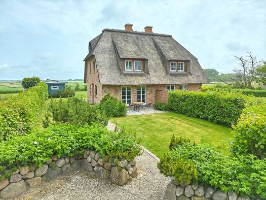 Haus zum Kauf 1.045.000 € 4 Zimmer 106 m² 1.865 m² Grundstück frei ab sofort Sankt Peter-Ording 25826