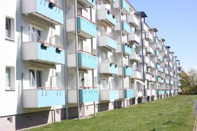 Wohnung zur Miete 460 € 3 Zimmer 54,8 m² 1. Geschoss frei ab sofort Eutiner Str. 21 Lankow Schwerin 19057