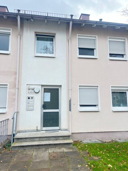 Wohnung zur Miete 790 € 3 Zimmer 63,2 m²<br/>Wohnfläche 1.<br/>Geschoss 12.12.2024<br/>Verfügbarkeit Abstatter Str. 6 Rot Stuttgart 70437