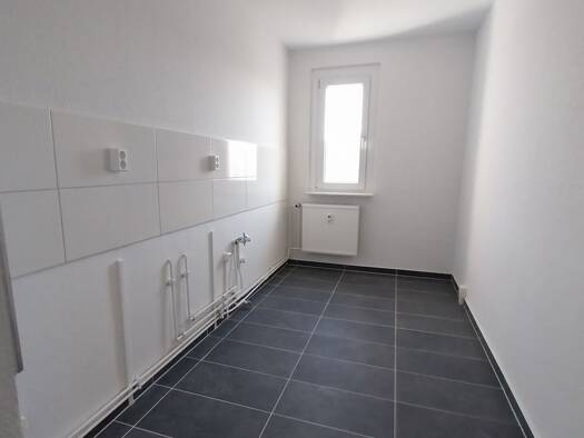 Wohnung zur Miete 455 € 4 Zimmer 75,9 m² EG frei ab sofort Drebach Drebach 09423