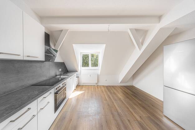 Wohnung zur Miete 829 € 2 Zimmer 59 m² Dachgeschoss, 4. Geschoss Dietzgenstraße 7 Gohlis-Mitte Leipzig 04157