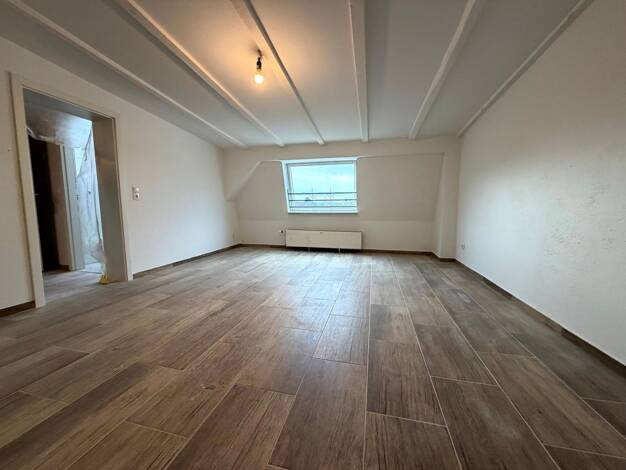 Wohnung zur Miete 720 € 5 Zimmer 100 m² Geschoss 3/4 frei ab sofort Neuwied 56564