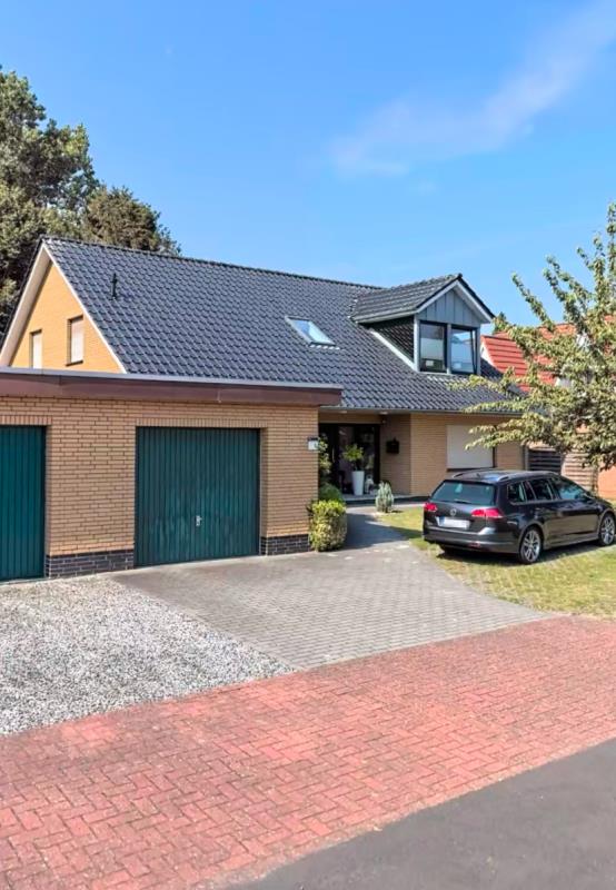 Einfamilienhaus zum Kauf 285.000 € 5 Zimmer 218,7 m²<br/>Wohnfläche 734 m²<br/>Grundstück Ostrhauderfehn Ostrhauderfehn 26842