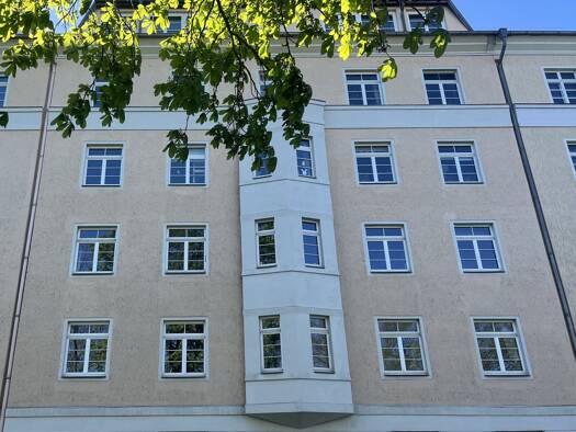 Wohnung zur Miete 755 € 2 Zimmer 83,9 m² Geschoss 5/5 frei ab 01.11.2026 Käthe-Kollwitz-Ufer 31 Johannstadt-Nord Dresden 01307