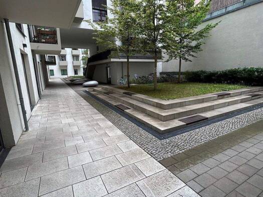 Wohnung zur Miete 1.156 € 2 Zimmer 52,5 m² 1. Geschoss frei ab sofort Chausseestraße 108 Mitte Berlin 10115