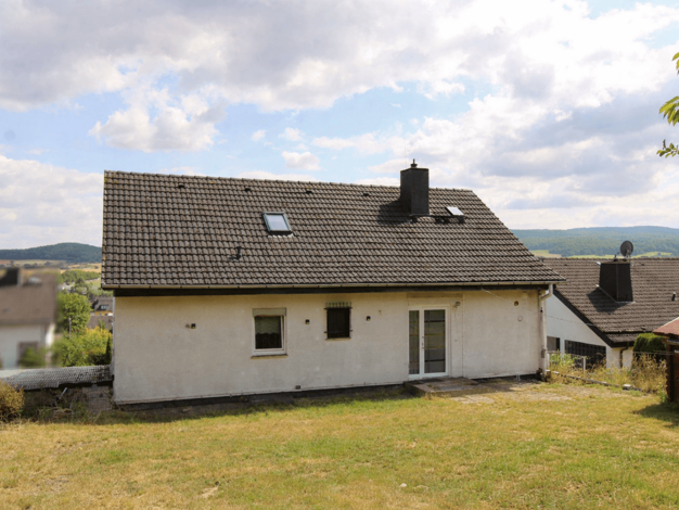 Sonstiges zum Kauf provisionsfrei als Kapitalanlage geeignet 329.000 € 6 Zimmer 220 m² 753 m² Grundstück Heckershausen Ahnatal 34292