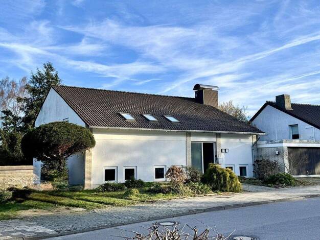 Einfamilienhaus zum Kauf provisionsfrei 720.000 € 10 Zimmer 243 m² 773 m² Grundstück Am Neuenhof 7 Aachen 52074