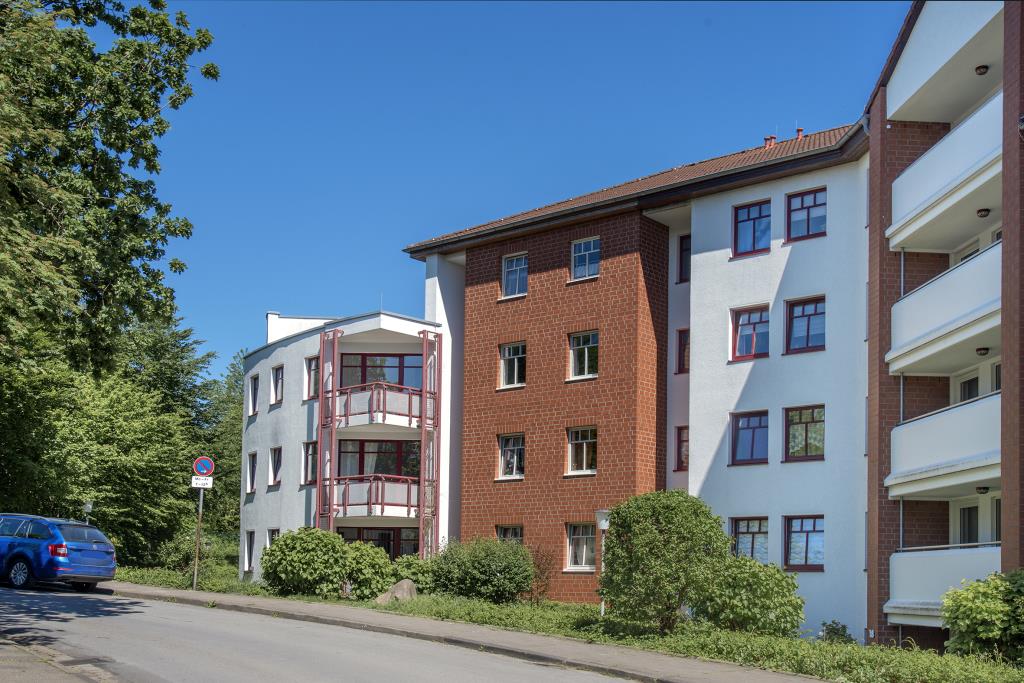 Wohnung zur Miete 519 € 3 Zimmer 75,6 m²<br/>Wohnfläche 1.<br/>Geschoss 01.12.2024<br/>Verfügbarkeit Friedrich-List-Straße 20 Ost Hameln 31789