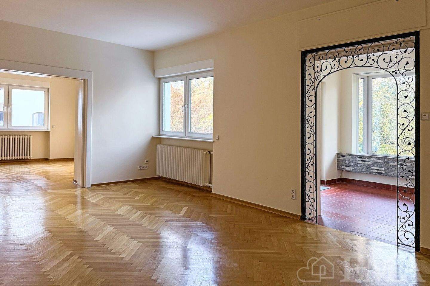 Property thumbnail 10