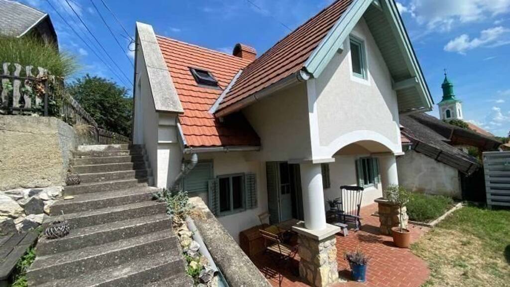 Haus zum Kauf provisionsfrei 230.500 € 3 Zimmer 85 m² 690 m² Grundstück Balatonederics 8312