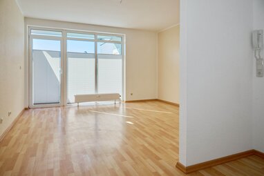 Wohnung zur Miete 510 € 3 Zimmer 63,7 m² 3. Geschoss frei ab 01.02.2025 Lessingstraße 17 Oschatz Oschatz 04758