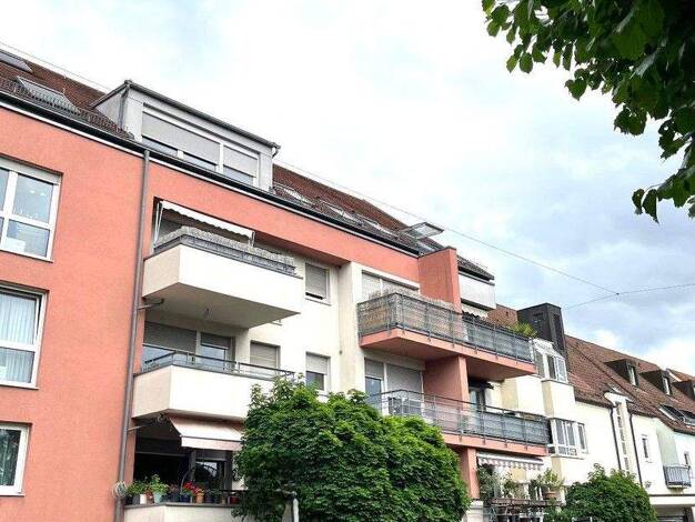 Wohnung zum Kauf provisionsfrei 339.000 € 3 Zimmer 76,5 m² 3. Geschoss frei ab sofort Obertürkheim Stuttgart 70329