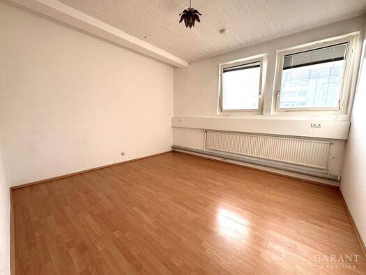 Studio zur Miete 350 € 1 Zimmer 18 m² 2. Geschoss West Stuttgart 70176