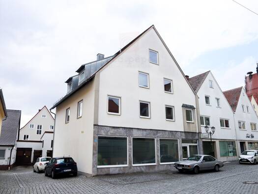 Haus zum Kauf 579.000 € 14 Zimmer 223,3 m² 258 m² Grundstück Monheim Monheim 86653
