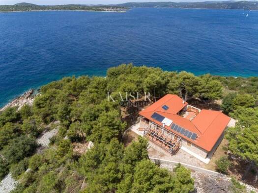 Haus zum Kauf 3.500.000 € 5 Zimmer 305 m² Drvenik Mali, Trogir - Okolica Trogir