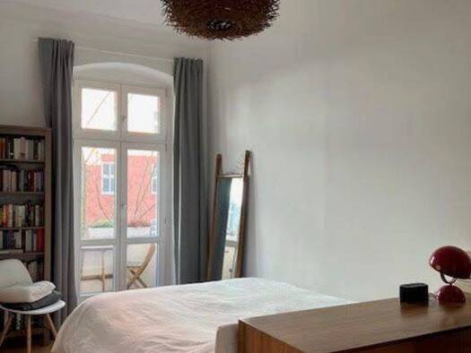 Wohnung zur Miete 1.250 € 2 Zimmer 50 m² Geschoss 3/4 frei ab sofort Prenzlauer Berg Pankow 10407