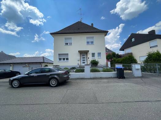 Einfamilienhaus zur Miete 1.950 € 6 Zimmer 192 m² 600 m² Grundstück frei ab 01.02.2026 Stockach 78333