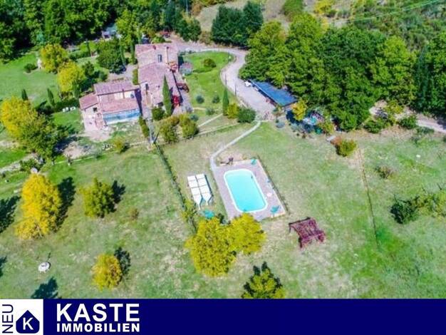 Haus zum Kauf 1.300.000 € 9 Zimmer 400 m² 15.000 m² Grundstück Montaione 50050