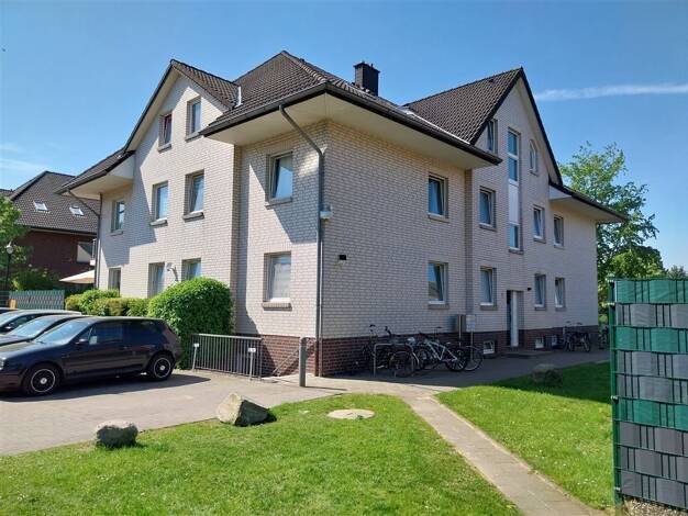 Wohnung zur Miete 710 € 3 Zimmer 80 m² frei ab sofort Wildeshausen 27793
