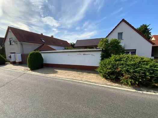 Einfamilienhaus zum Kauf 159.999 € 5 Zimmer 101 m² 1.519 m² Grundstück frei ab sofort Walddrehna Hauptstraße 5 Walddrehna Heideblick 15926