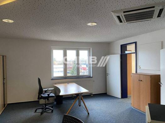 Bürofläche zur Miete 350 € 43,4 m² Bürofläche Schwabbach Bretzfeld 74626