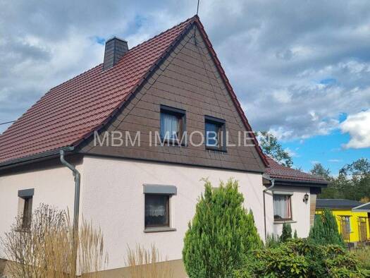 Doppelhaushälfte zum Kauf provisionsfrei 189.000 € 3 Zimmer 86 m² 1.000 m² Grundstück Königsbrück 01936