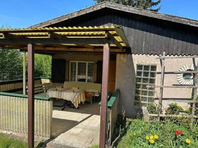 Haus zum Kauf 90.000 € 1.311 m² Grundstück frei ab sofort Nauendorf Georgenthal 99887