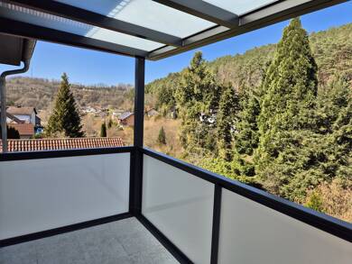 Wohnung zur Miete - Erstbezug 986 € 3 Zimmer 64,9 m² 1. Geschoss frei ab sofort Untere Haardtstraße 57 Eppenbrunn 66957