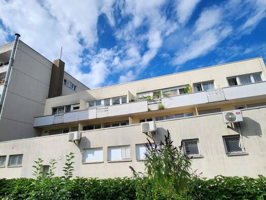 Wohnung zum Kauf 330.000 € 3 Zimmer 67 m² 1. Geschoss frei ab sofort Wollmatingen Konstanz 78467