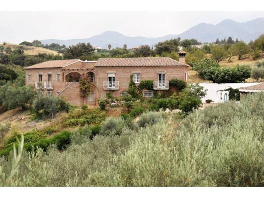 Bauernhaus zum Kauf 895.000 € 4 Zimmer 306 m² 12.074 m² Grundstück Alhaurín de la Torre 29130