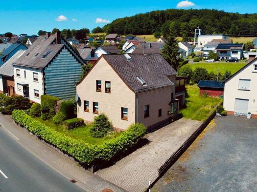 Einfamilienhaus zum Kauf 111.000 € 6 Zimmer 130 m² 745 m² Grundstück frei ab sofort Rothenbach Rothenbach 56459