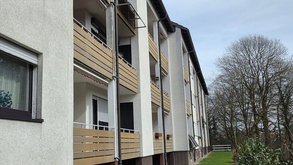 Wohnung zum Kauf 59.000 € 2 Zimmer 54,2 m² Geschoss 1/3 frei ab sofort Clausthal-Zellerfeld 38678