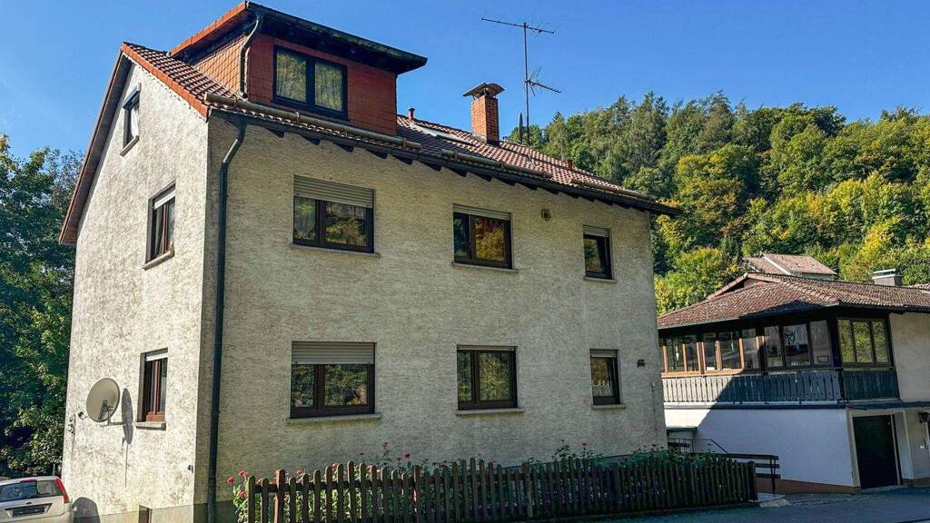 Mehrfamilienhaus zum Kauf 599.000 € 8 Zimmer 224 m² 400 m² Grundstück Weiher Mörlenbach 69509