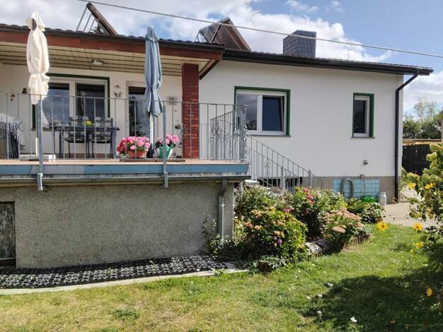 Doppelhaushälfte zum Kauf provisionsfrei 185.000 € 5 Zimmer 143 m² 1.100 m² Grundstück Büssen Salzwedel 29410