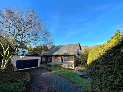 Einfamilienhaus zum Kauf provisionsfrei 749.000 € 7,5 Zimmer 340 m² 1.142 m² Grundstück Pech Wachtberg 53343