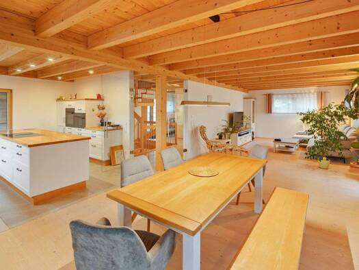 Einfamilienhaus zum Kauf 1.360.000 € 6 Zimmer 211,8 m² 700 m² Grundstück frei ab 01.03.2026 Adelshofen 82276