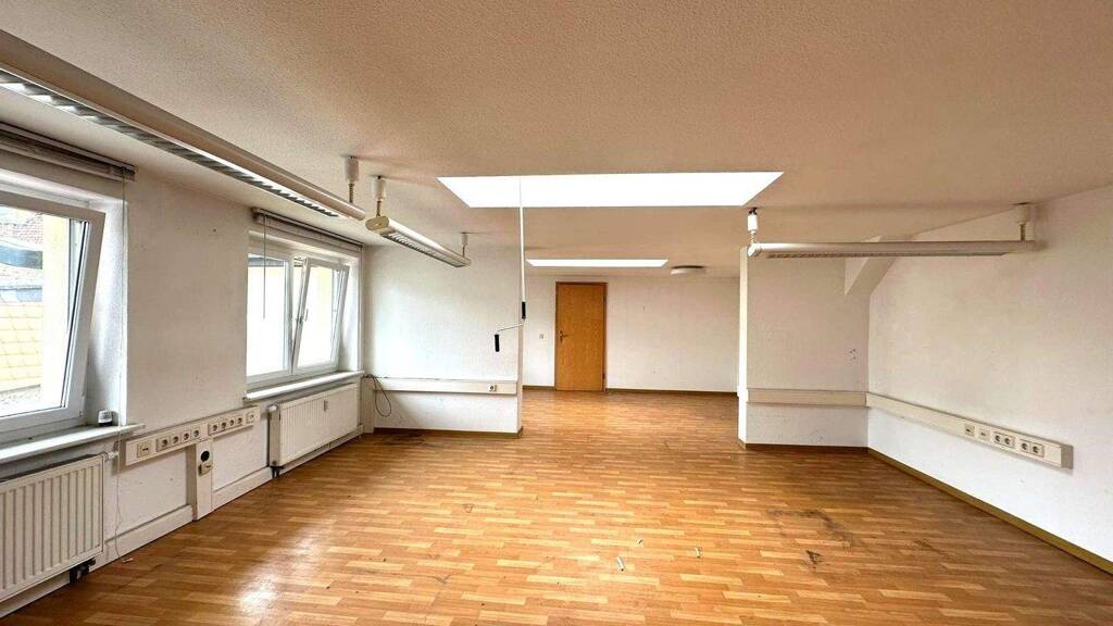 Bürofläche zur Miete provisionsfrei 640 € 4 Zimmer 130 m² Bürofläche Dresdener Straße 10 Innenstadt Görlitz 02826