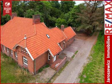 Doppelhaushälfte zum Kauf 190.000 € 5 Zimmer 170 m² 744 m² Grundstück Wymeer Wymeer / Wymeer 26831
