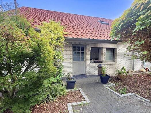 Doppelhaushälfte zum Kauf 275.000 € 4 Zimmer 106,3 m² 345 m² Grundstück Neuenkirchen 48485