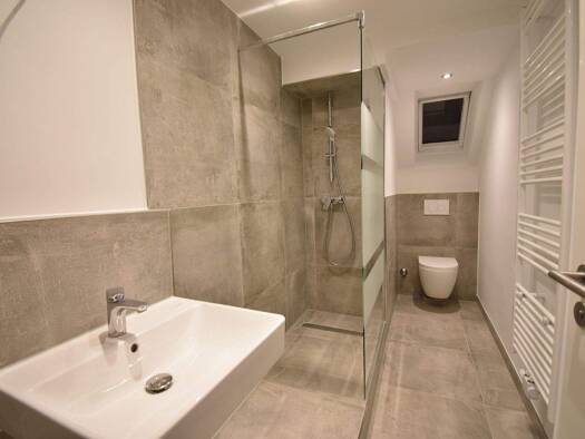 Wohnung zur Miete 695 € 1 Zimmer 38,2 m² 4. Geschoss frei ab sofort Siemensstraße 44 Oberbilk Düsseldorf 40227